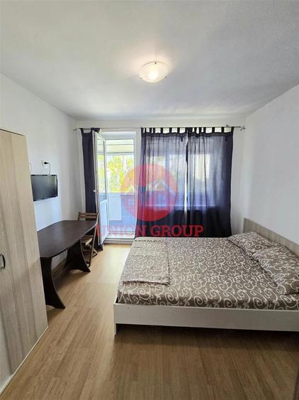 Apartament cu 4 camere decomandat în Tomis III