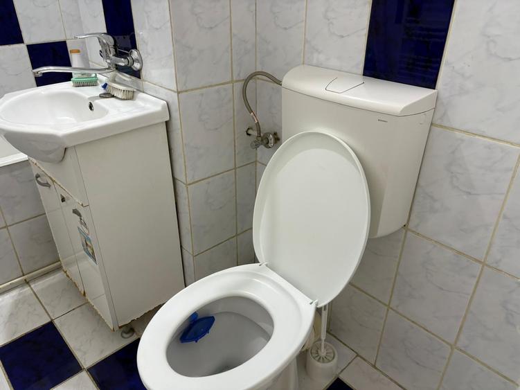 Apartament cu 2 camere decomandat în 7 Noiembrie