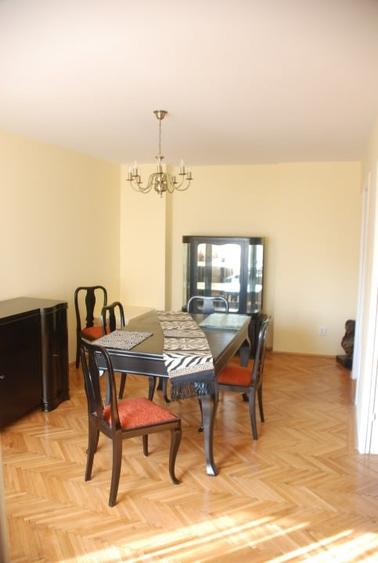Apartament cu 3 camere semidecomandat, mobilat în Dorobanți