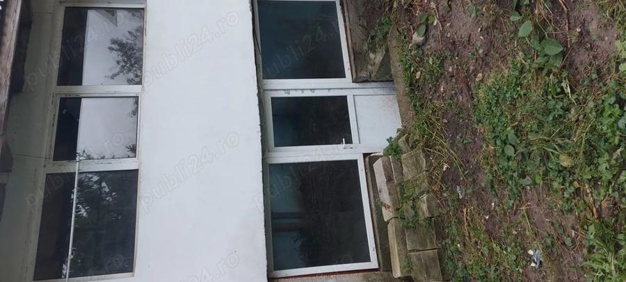 Casă cu 2 camere în Central