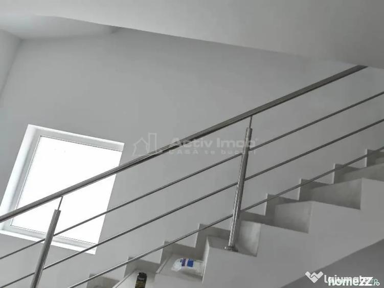 Casă cu 4 camere cu Teren 200 Mp în Prelungirea Ghencea