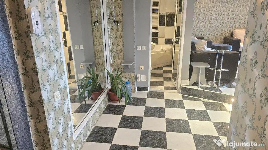 Apartament cu 2 camere decomandat în Decebal
