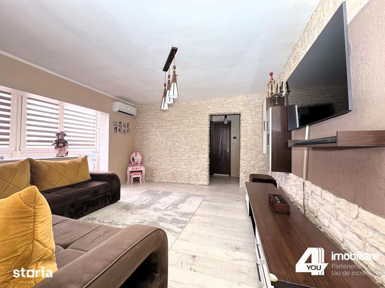 Apartament cu 3 camere semidecomandat în Confecții