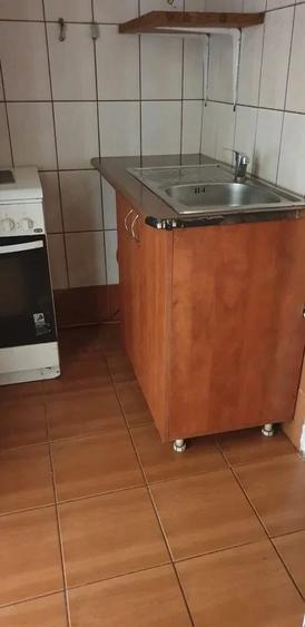 Garsonieră semidecomandată, mobilată în Apărătorii Patriei