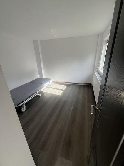 Casă cu 4 camere în Cumpătu