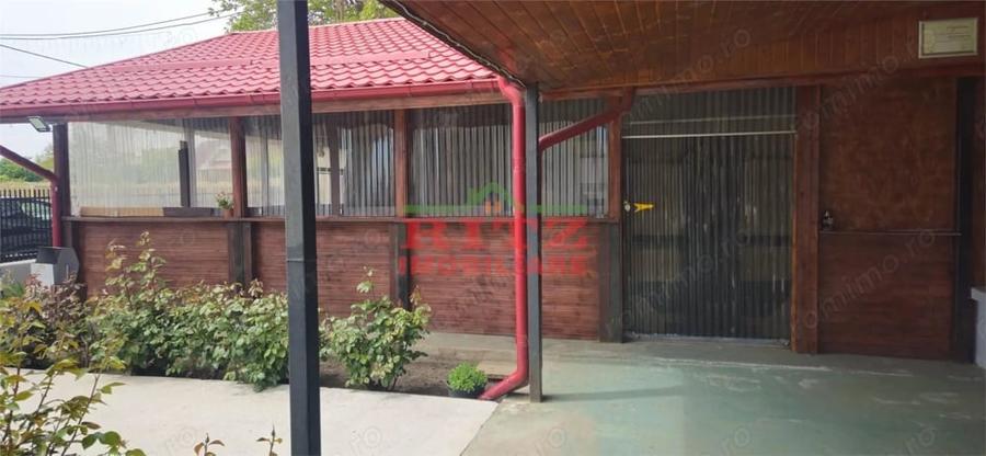 Spațiu comercial, de 250 mp, în Studina