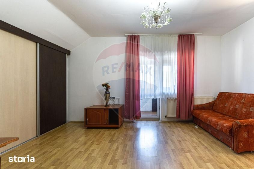 Apartament cu 3 camere în Central