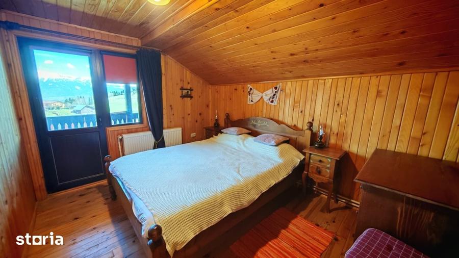 Casă cu 3 camere decomandat cu Teren 980 Mp în Moieciu