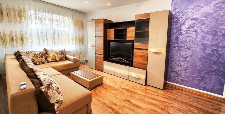 Apartament cu 3 camere decomandat în Obor
