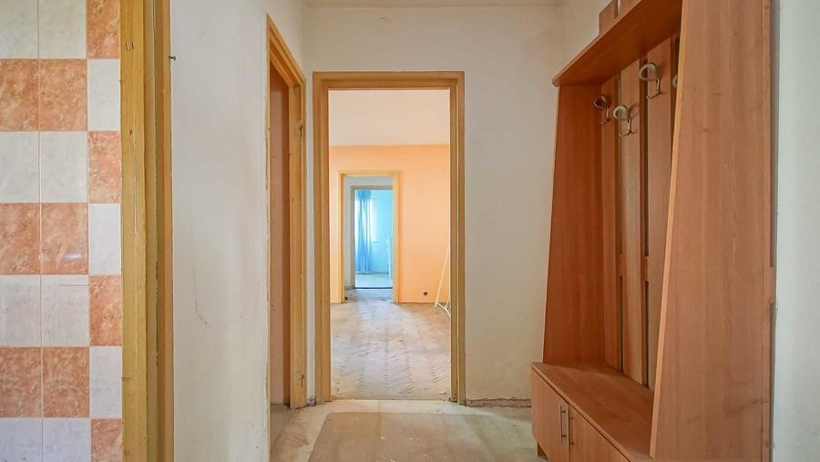 Apartament cu 2 camere semidecomandat în Astra