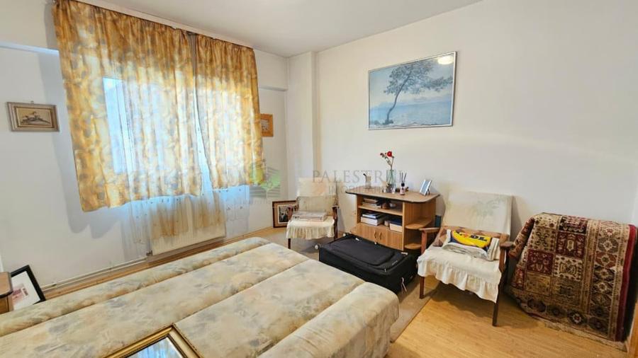 Apartament cu 3 camere decomandat în Centrul Civic
