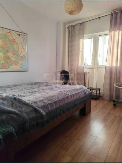 Apartament cu 4 camere decomandat, mobilat în Rahova