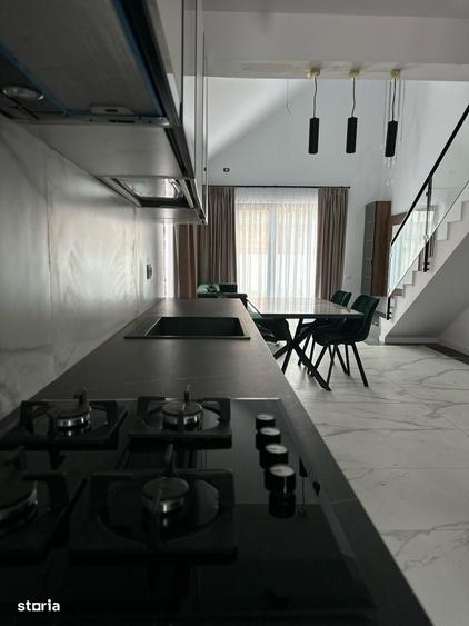 Casă cu 4 camere cu Teren 295 Mp în Central