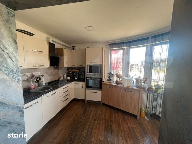 Casă cu 8 camere cu Teren 830 Mp în Central