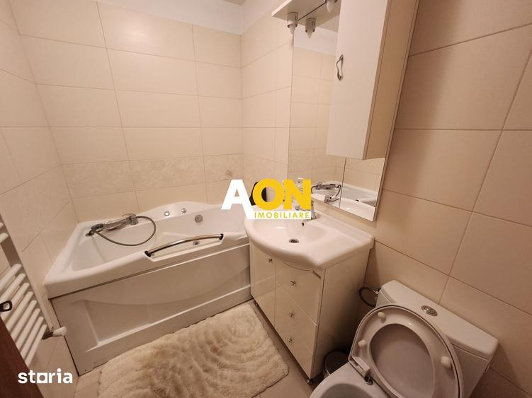 Apartament cu 3 camere în Cetate