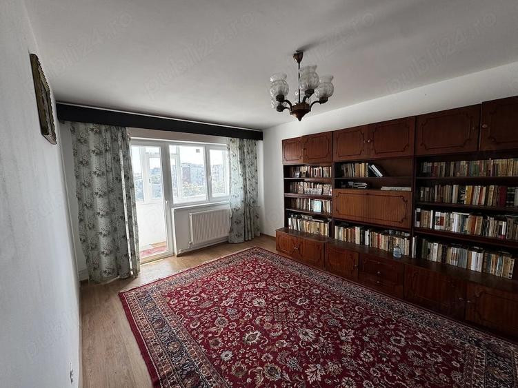 Apartament cu 2 camere decomandat în Sud
