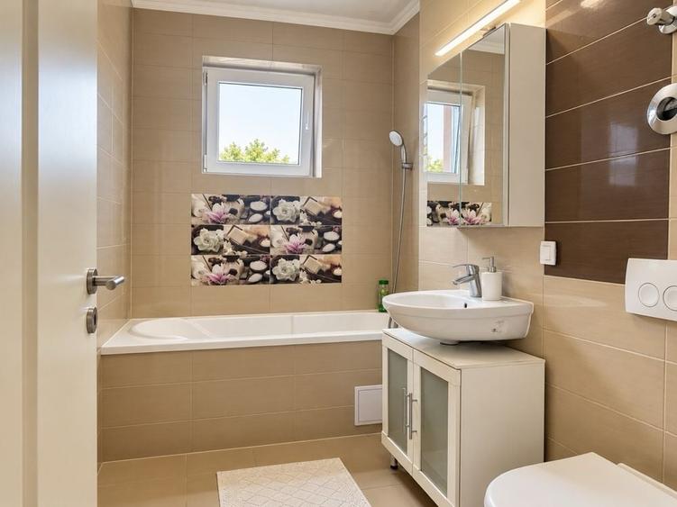 Apartament 2,5 camere in Avantgarden Bartolomeu , Mobilat & Utilat , pret corect! - 1
