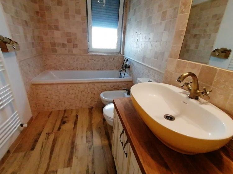 Apartament cu 3 camere semidecomandat, mobilat în Arhitecților - Calea Cisnădiei