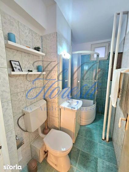 Apartament cu 3 camere decomandat, mobilat în Bulgaria