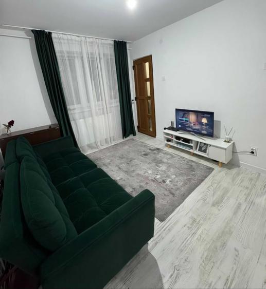 Apartament cu 2 camere semidecomandat în Valea Rosie