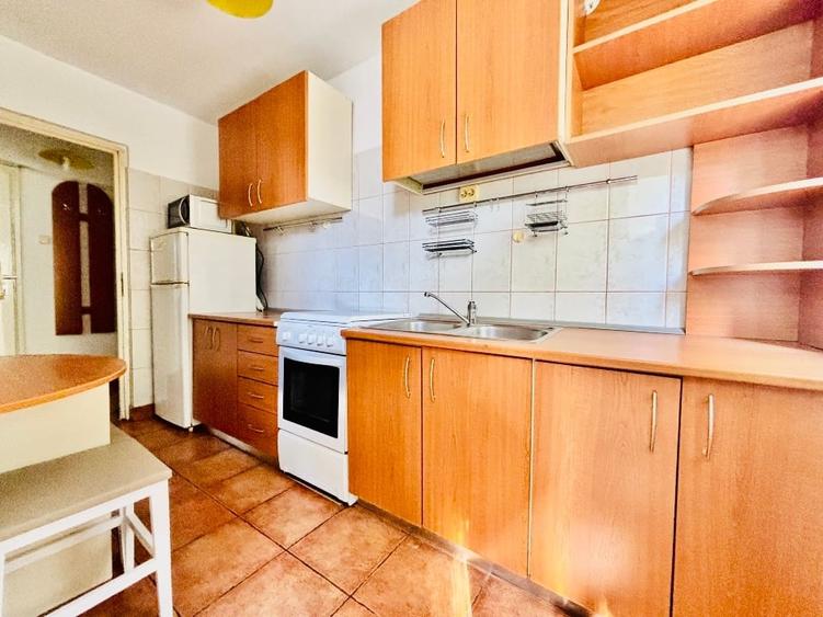 Apartament cu 2 camere semidecomandat, mobilat în Cotroceni