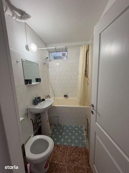Apartament cu 3 camere în Orașul Nou