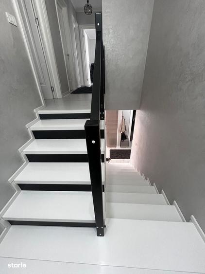 Casă cu 4 camere cu Teren 400 Mp în Rediu