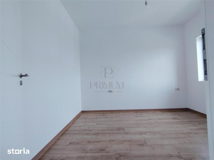 Casă cu 4 camere decomandat cu Teren 300 Mp în Moșnița Veche
