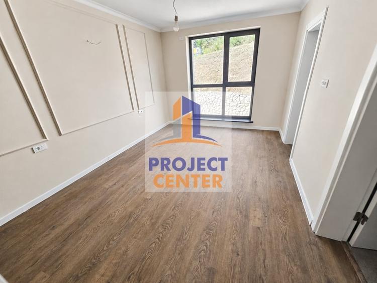 Duplex cu 4 camere cu Canalizare în Ștefănești