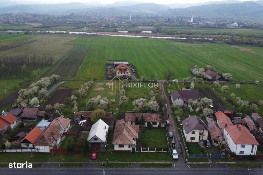 Casă cu 3 camere decomandat în Șieu