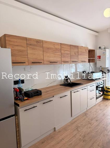 Apartament cu 2 camere semidecomandat în Florești