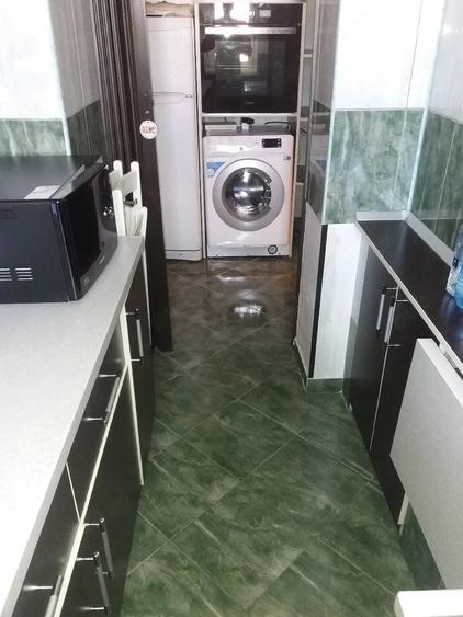 Apartament cu 2 camere decomandat în Tei