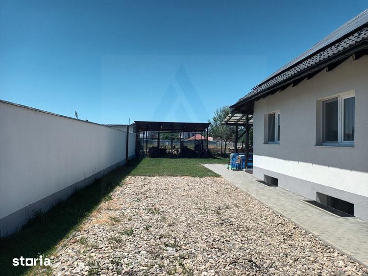 Casă cu 5 camere cu Teren 460 Mp în Șelimbăr