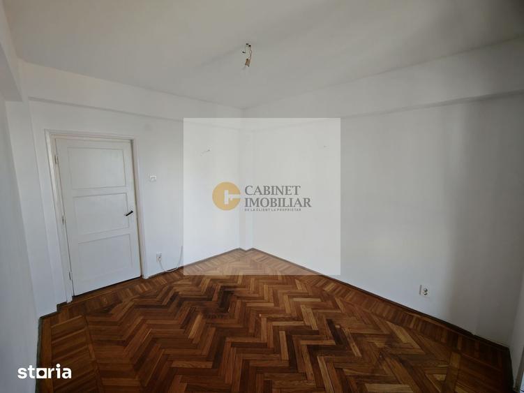 Apartament cu 3 camere decomandat, mobilat în Cișmigiu
