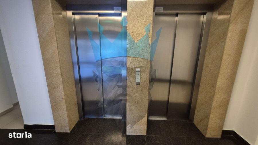 Apartament cu 3 camere, mobilat în Tei