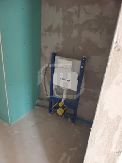Apartament cu 2 camere semidecomandat în Între Lacuri