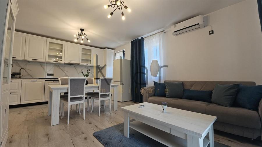 Apartament cu 3 camere semidecomandat, mobilat în Zorilor