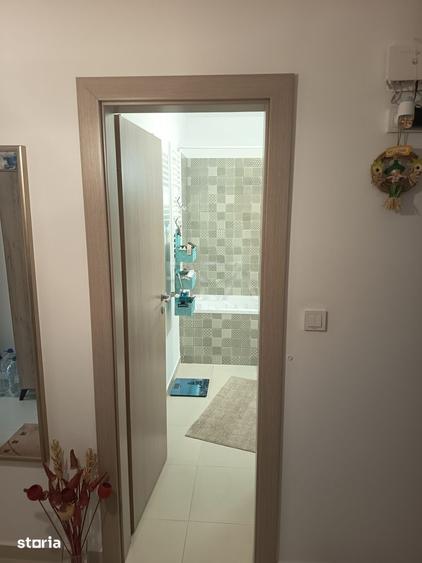 Apartament cu 2 camere decomandat, mobilat în Ghencea