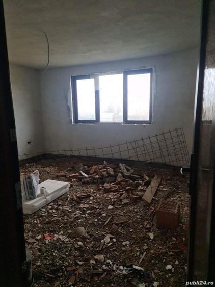 Casă cu Teren 300 Mp în Zădăreni
