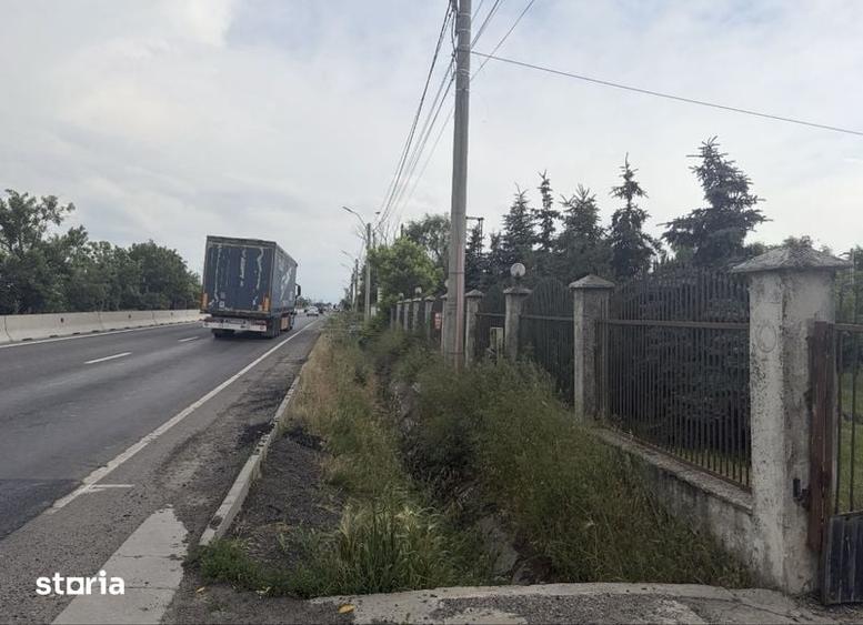 Casă cu 4 camere cu Teren 260 Mp în 1 Decembrie