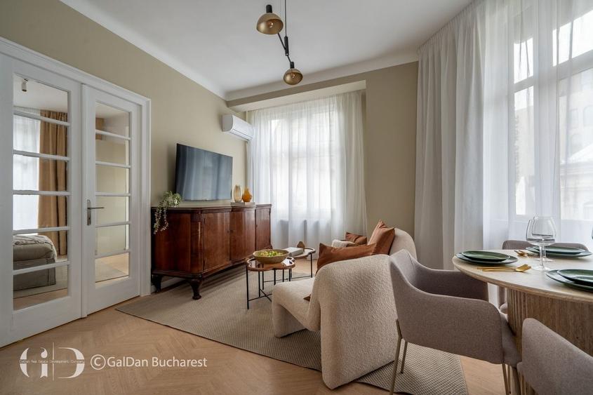 Apartament cu 3 camere în Calea Victoriei