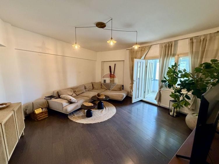 Apartament cu 3 camere decomandat în Brăilei