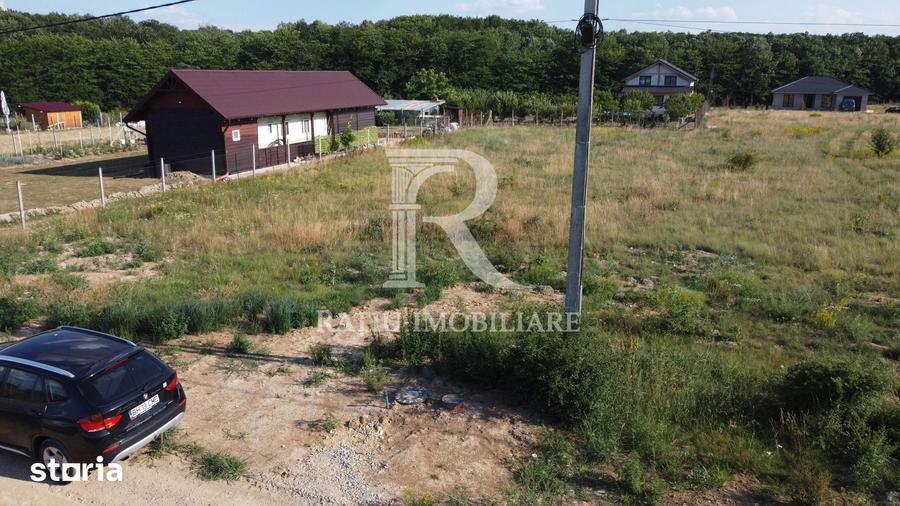 Teren de 1111 mp, în Oșorhei