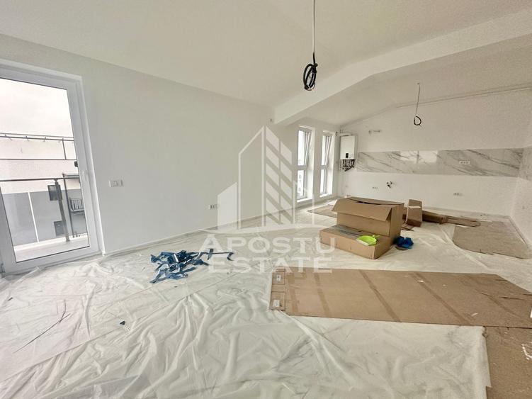 Apartament tip penthouse cu 3 camere si terasa de 30 mp in Braytim - 4