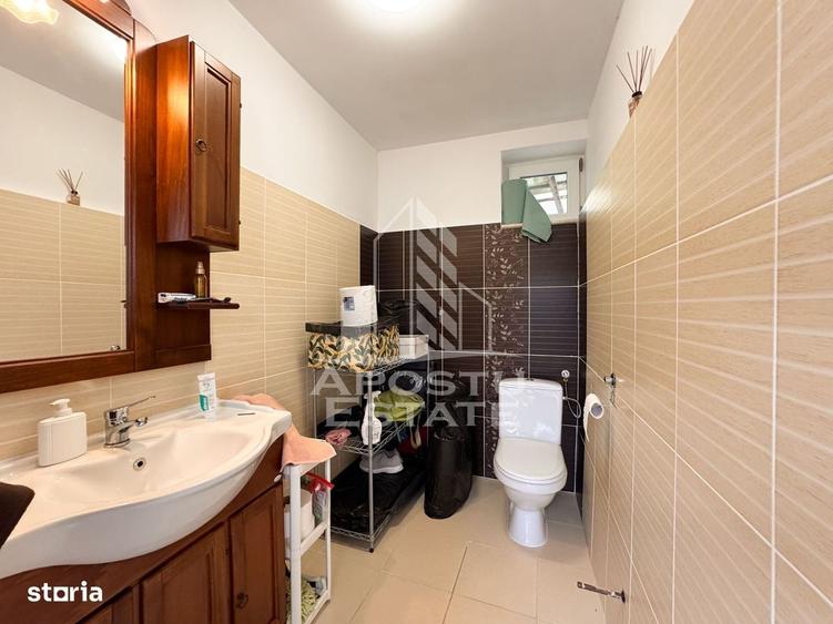 Casă cu 3 camere în Cărpiniș