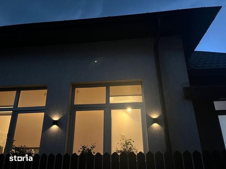 Casa de vanzare , curte privata, centru, acces auto - 3