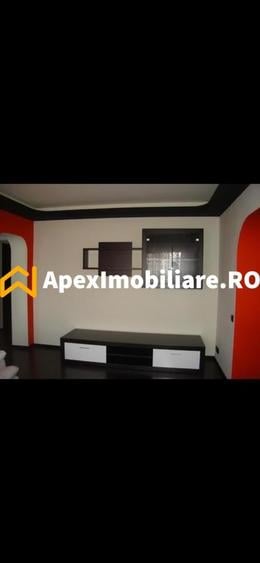 Apartament cu 3 camere semidecomandat, mobilat în Bucur Obor
