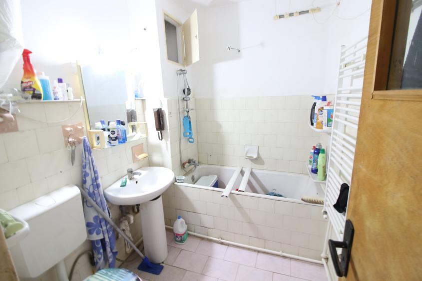 Apartament cu 2 camere semidecomandat în Țiglina 2