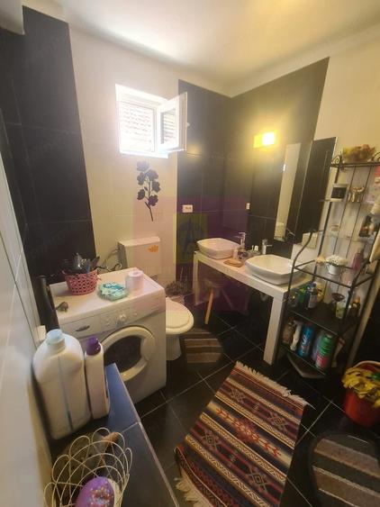 Casă cu Teren 325 Mp în Brebu