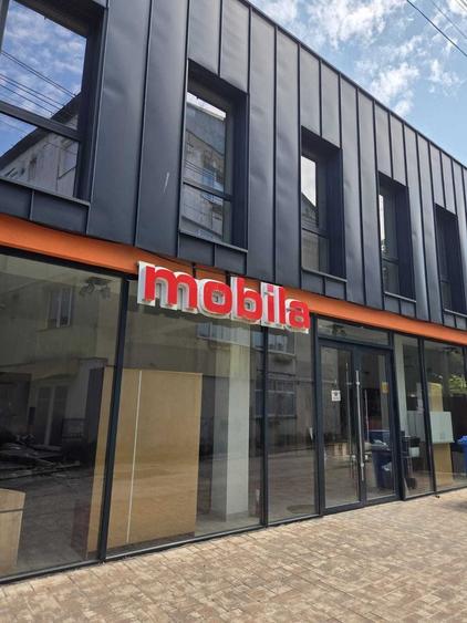 Spațiu comercial, de 275 mp, în Ultracentral